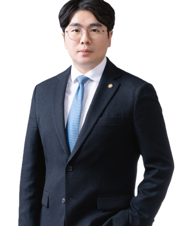 형사전문 김민수 대표변호사
